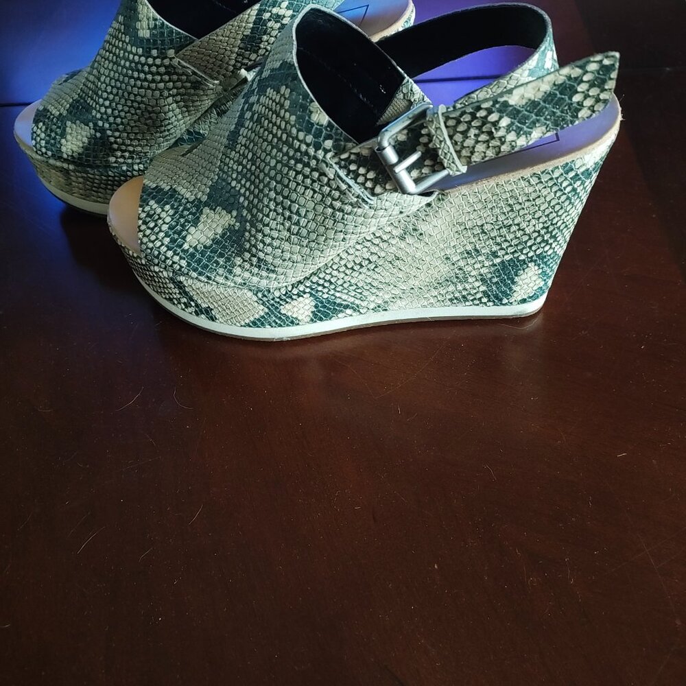 Dolce Vita Snake Print Platform Wedge Sandal - Picture 2 of 4